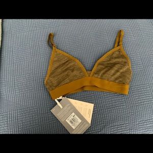 Icebreaker merino siren triangle bra in ochre